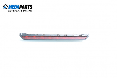 Трети стоп за Volkswagen Passat III Variant B5 (05.1997 - 12.2001), комби