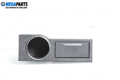 Пепелник за Ford Mondeo III Hatchback (10.2000 - 03.2007)