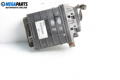 Компютър двигател за Volkswagen Golf III Hatchback (08.1991 - 07.1998) 2.0, 115 к.с., № Bosch 0261203266