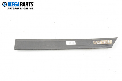 Външни лайсни за Volkswagen Golf III Hatchback (08.1991 - 07.1998), хечбек, позиция: лява