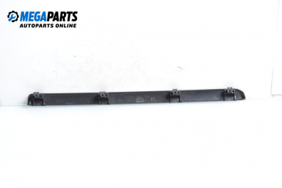 Интериорна пластмаса за Mazda 6 Sedan I (06.2002 - 12.2008), 4+1 вр., седан, позиция: предна