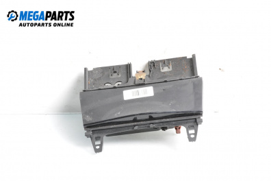 Пепелник за Mercedes-Benz C-Class Sedan (W204) (01.2007 - 01.2014)