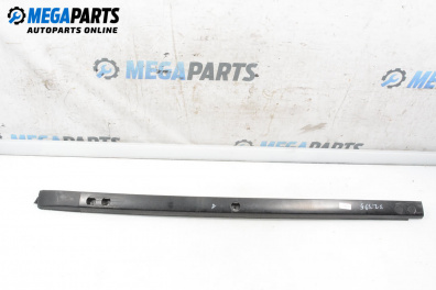 Лайсна за Suzuki Grand Vitara II SUV (04.2005 - 08.2015), джип, позиция: дясна