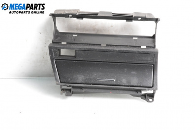 Пепелник за BMW 3 Series E46 Sedan (02.1998 - 04.2005)