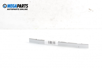 Интериорна лайсна за Volkswagen Passat V Variant B6 (08.2005 - 11.2011), 4+1 вр., комби