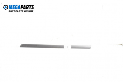 Интериорна лайсна за Volkswagen Golf V Hatchback (10.2003 - 02.2009), 4+1 вр., хечбек