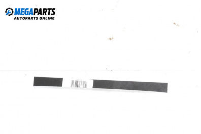 Интериорна лайсна за Volkswagen Passat V Variant B6 (08.2005 - 11.2011), 4+1 вр., комби