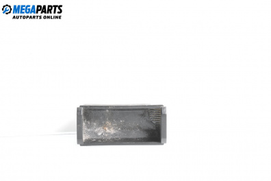 Пепелник за Volkswagen Golf IV Hatchback (08.1997 - 06.2005)