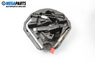 Инструменти за Volkswagen New Beetle Hatchback (01.1998 - 09.2010)