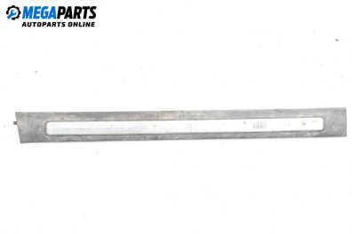 Вътрешен праг за Mercedes-Benz B-Class Hatchback I (03.2005 - 11.2011), 4+1 вр., хечбек, позиция: предна, дясна