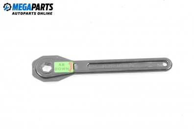 Ключ за гуми за Mercedes-Benz B-Class Hatchback I (03.2005 - 11.2011)