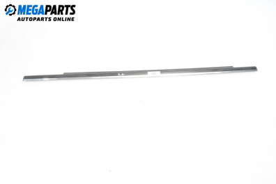 Лайсна за Mercedes-Benz B-Class Hatchback I (03.2005 - 11.2011), хечбек, позиция: задна, дясна