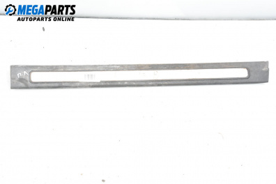 Вътрешен праг за Mercedes-Benz B-Class Hatchback I (03.2005 - 11.2011), 4+1 вр., хечбек, позиция: предна, дясна