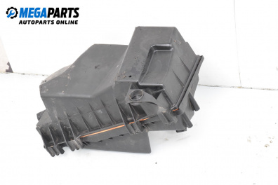 Филтърна кутия за Audi A3 Hatchback I (09.1996 - 05.2003) 1.6