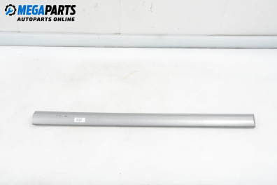 Външна лайсна колонка за Mercedes-Benz E-Class Sedan (W210) (06.1995 - 08.2003), седан, позиция: дясна