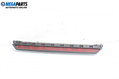 Трети стоп за Volkswagen Passat III Variant B5 (05.1997 - 12.2001), комби