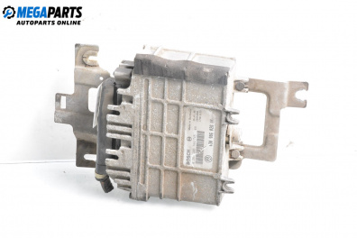 Компютър двигател за Volkswagen Polo Hatchback II (10.1994 - 10.1999) 45 1.0, 45 к.с., № 030 906 026 AK