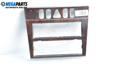 Централна конзола за Mercedes-Benz C-Class Sedan (W202) (03.1993 - 05.2000)