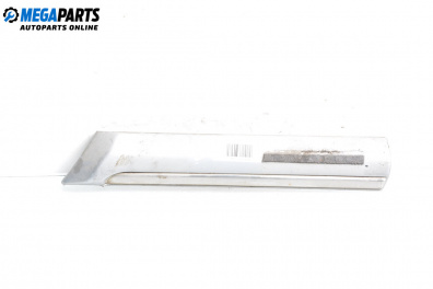 Външни лайсни за Mercedes-Benz C-Class Sedan (W202) (03.1993 - 05.2000), седан, позиция: дясна