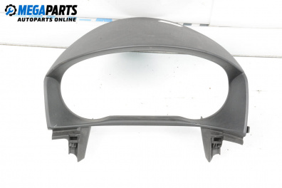 Интериорна пластмаса километраж за Mazda 3 Hatchback I (10.2003 - 12.2009), 4+1 вр., хечбек