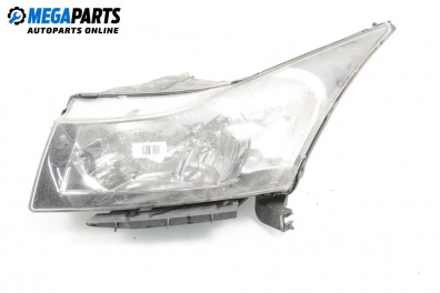 Фар за Chevrolet Cruze Sedan (J300) (05.2009 - ...), седан, позиция: лява