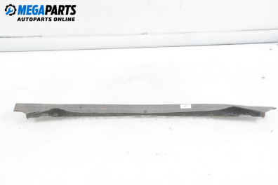 Кора под чистачки за Audi 80 Sedan B3 (06.1986 - 10.1991), 4+1 вр., седан