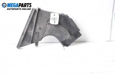 Въздуховод за Volkswagen Passat III Variant B5 (05.1997 - 12.2001) 2.8 V6 Syncro/4motion, 193 к.с.