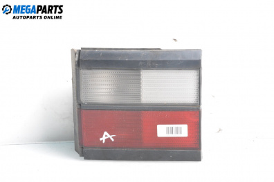 Вътрешен стоп за Volkswagen Passat II Variant B3, B4 (02.1988 - 06.1997), комби, позиция: дясна