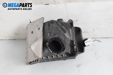 Филтърна кутия за Audi A4 Sedan B6 (11.2000 - 12.2004) 1.6