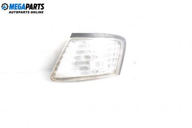 Мигач за Nissan Primera Hatchback II (06.1996 - 07.2002), хечбек, позиция: лява