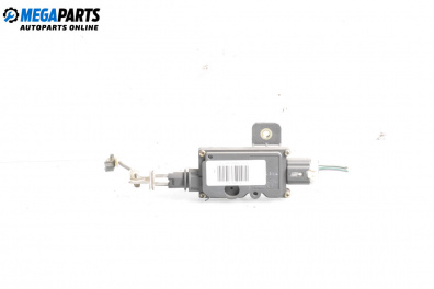 Машинка централно заключване за Nissan Primera Hatchback II (06.1996 - 07.2002), 4+1 вр., позиция: задна