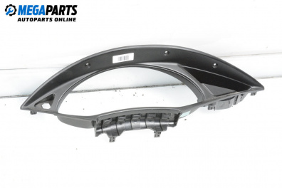 Интериорна пластмаса километраж за Ford Focus I Hatchback (10.1998 - 12.2007), 4+1 вр., хечбек