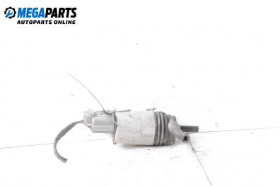 Помпичка за чистачки за BMW 3 Series E90 Touring E91 (09.2005 - 06.2012)