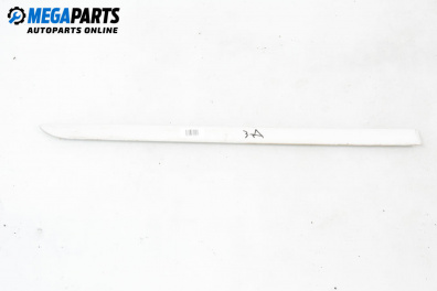 Външни лайсни за Volkswagen Touran Minivan I (02.2003 - 05.2010), миниван, позиция: задна