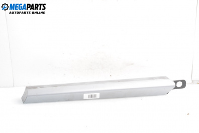 Интериорна лайсна за Opel Astra H Estate (08.2004 - 05.2014), 4+1 вр., комби