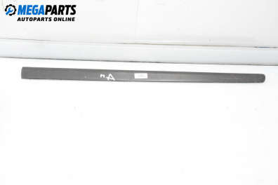 Външни лайсни за Volkswagen Polo Hatchback IV (10.2001 - 12.2005), хечбек, позиция: дясна