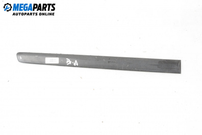 Външни лайсни за Volkswagen Polo Hatchback IV (10.2001 - 12.2005), хечбек, позиция: задна