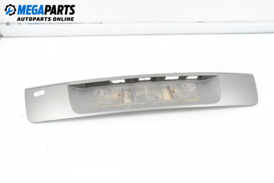 Стойка заден номер за Renault Scenic II Minivan (06.2003 - 07.2010), миниван