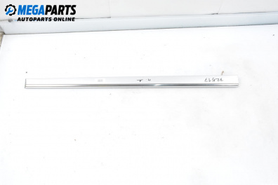 Външни лайсни за Mercedes-Benz C-Class Estate (S203) (03.2001 - 08.2007), комби, позиция: дясна