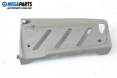 Интериорна пластмаса за Renault Master III Box (02.2010 - ...), 2+1 вр., товарен, позиция: предна