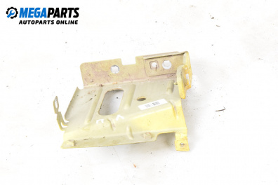 Държач калник за Renault Master III Box (02.2010 - ...), 2+1 вр., товарен, позиция: предна, лява