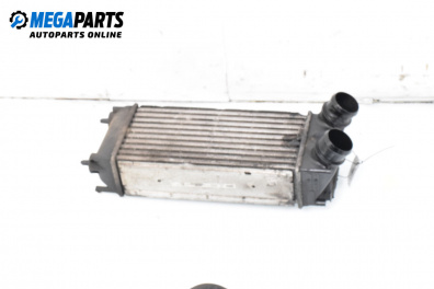 Интеркулер за Peugeot 3008 Minivan (06.2009 - 12.2017) 1.6 HDi, 109 к.с.