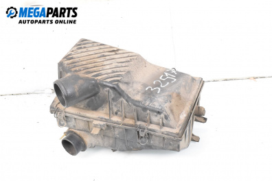 Филтърна кутия за Volkswagen Passat II Sedan B3, B4 (02.1988 - 12.1997) 1.8