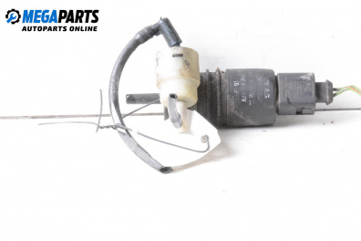 Помпичка за чистачки за Volkswagen Polo Hatchback IV (10.2001 - 12.2005)