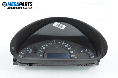 Километраж за Mercedes-Benz C-Class Sedan (W203) (05.2000 - 08.2007) C 200 CDI (203.004), 116 к.с.