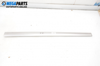 Лайсна за Mercedes-Benz C-Class Sedan (W203) (05.2000 - 08.2007), седан, позиция: предна, лява