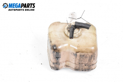 Казанче за антифриз за Mitsubishi Pajero II SUV (12.1990 - 10.1999) 2.5 TD 4WD (V24C, V24W), 99 к.с.