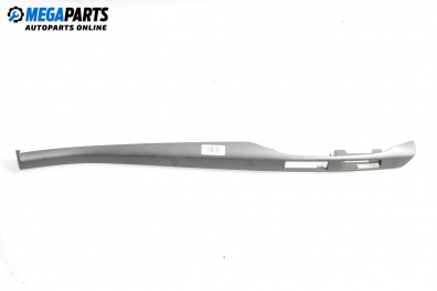 Интериорна пластмаса за Toyota Avensis II Station Wagon (04.2003 - 11.2008), 4+1 вр., комби, позиция: предна