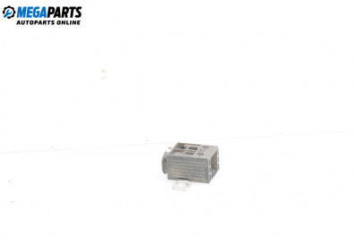 Бутон ел. стъкло  за Audi A6 Avant C6 (03.2005 - 08.2011)