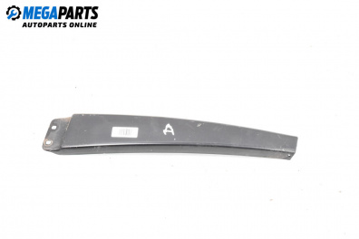 Външна лайсна колонка за Audi 80 Avant B4 (09.1991 - 01.1996), комби, позиция: дясна